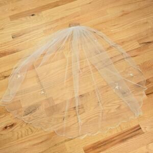 Ivory bridal veil  scalloped edge and delicate floral appliqué details